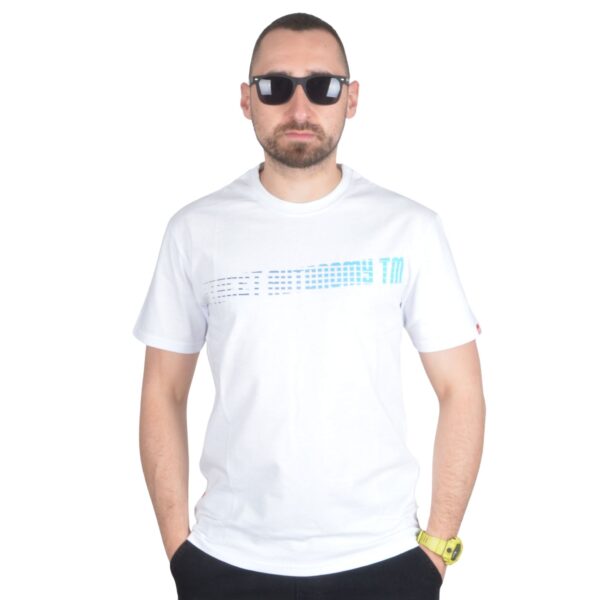 STREET AUTONOMY KOSZULKA BACKTEAM 2025 BIAŁA NIEBIESKA