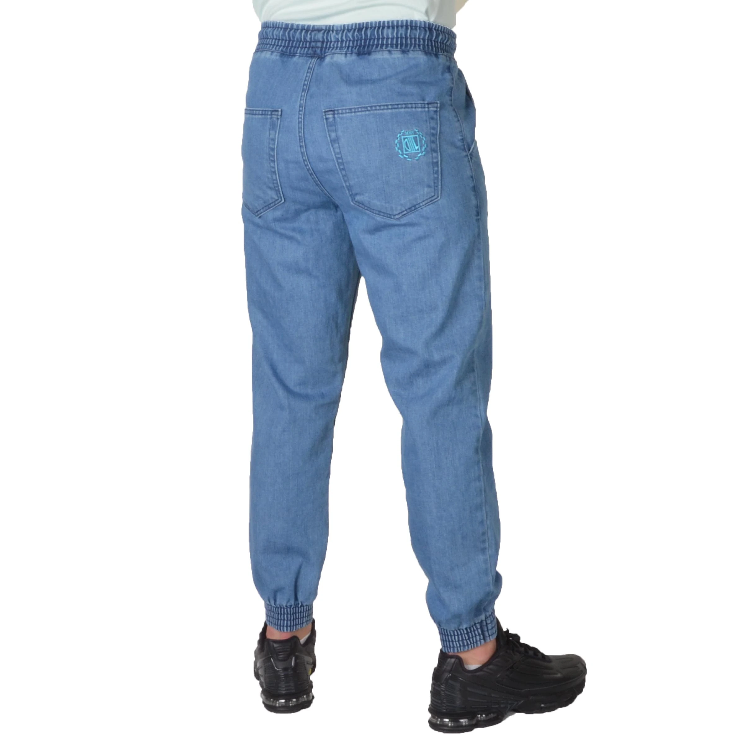 DIIL SPODNIE JOGGERY JEANS REGULAR LAUR JASNY JEANS